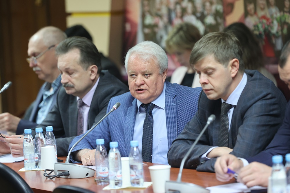 Деятельность СФНЦА в сфере селекции и семеноводства высоко оценили в Госдуме РФ